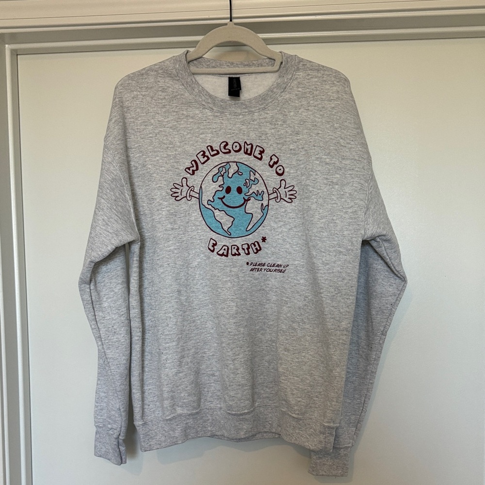 Gray Earth Day crewneck